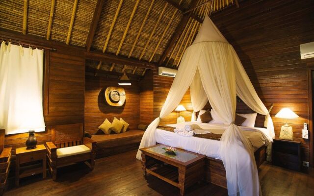 Bay Shore Hut's Lembongan