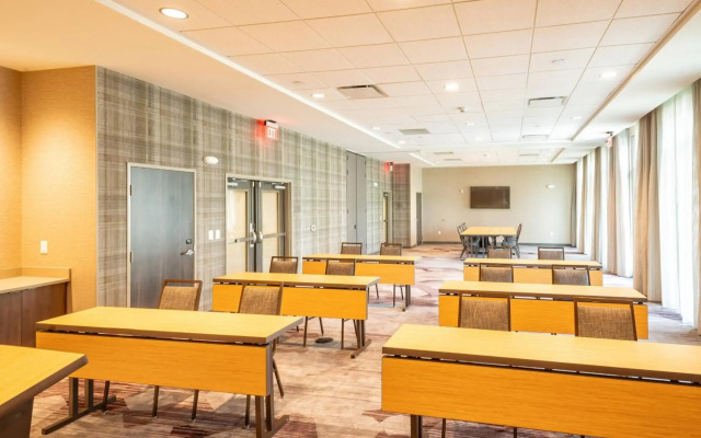 Courtyard by Marriott Charleston-North Charleston