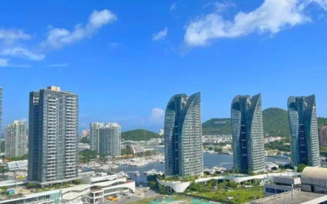 Sanya International Hotel