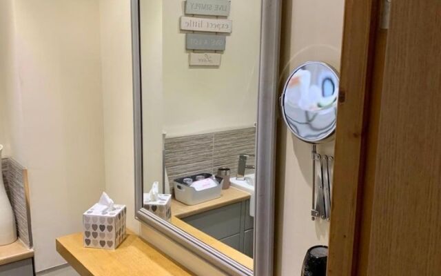 Deri-Down Guest House