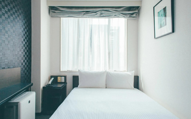 Hamilton Hotel Black