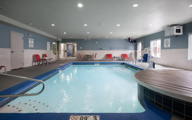 Holiday Inn Express Hotel & Suites Chattanooga-Hixson by IHG