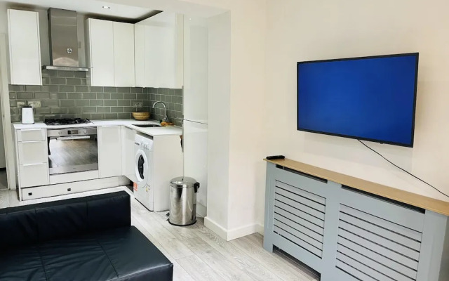 Immaculate 2-bed Apartment in London