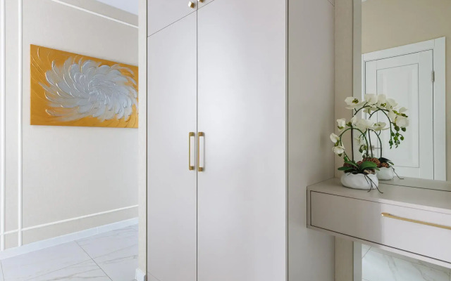 Апартаменты SunVille (Санвиль) на улице Алексея Козина 2