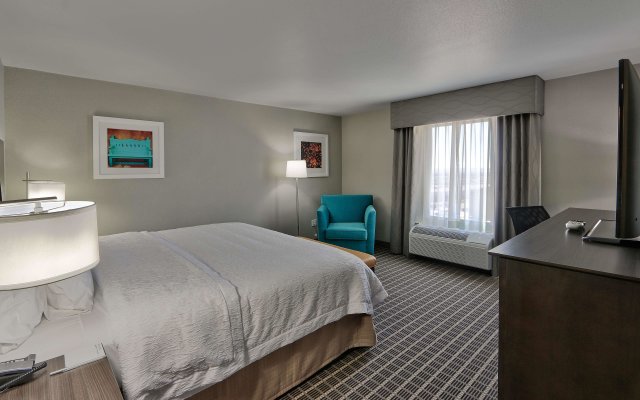 Hampton Inn & Suites Albuquerque Airport