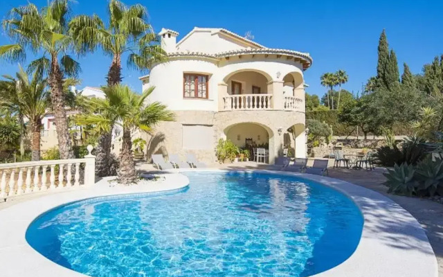 Villa - 3 Bedrooms with Pool - 106410
