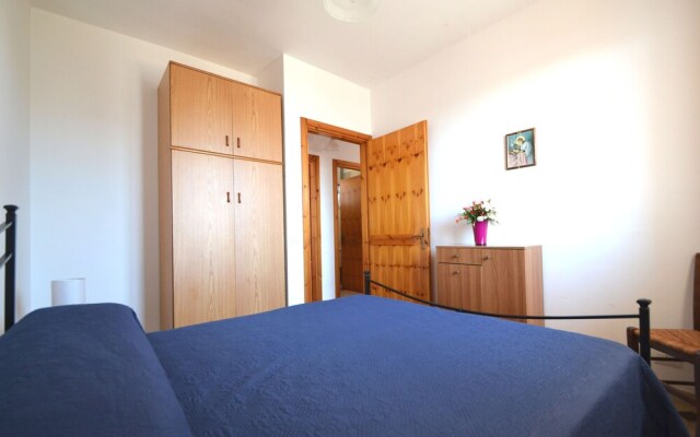 Air-conditioned Yoko Holiday Home for 5 Guests