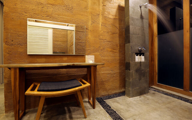 Seven Havens Residence