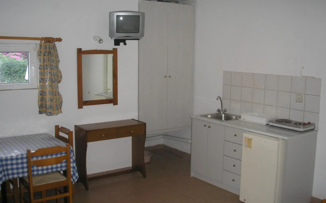 Dimitra Apartments
