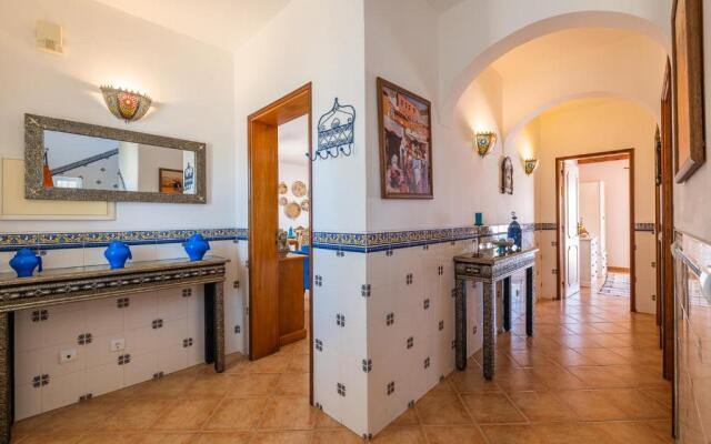 Villa Oasis Galé - Luxury, private pool, AC, wifi