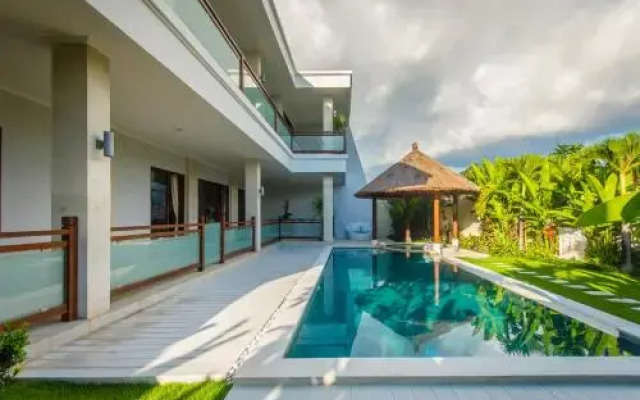 Golden Palm Villa