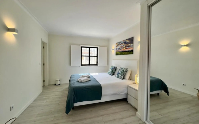 Vilamoura Central 3 by Homing