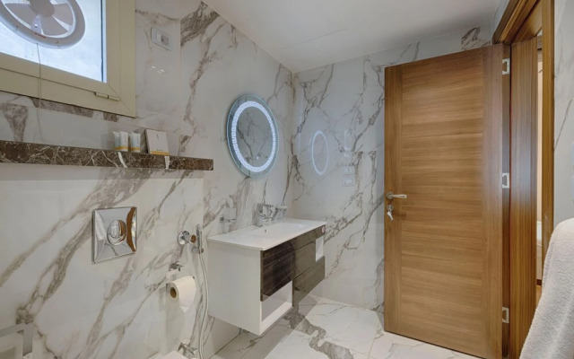 Vesta - Luxury Villa - 3BR - CFC II