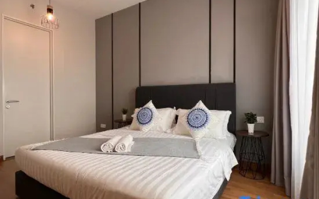 Tropicana 218: Spacious Luxury City 3BR 3car 11pax