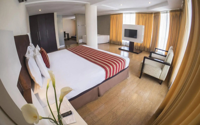 Allpa Hotel & Suites