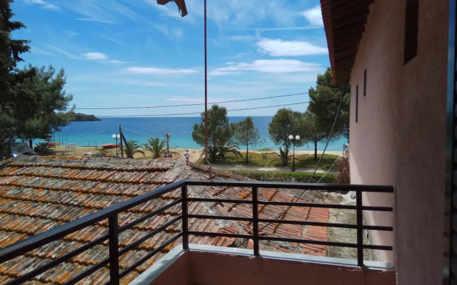 Toroni Apartments Hotel
