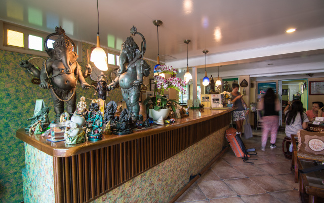 Samsensam Place Hotel