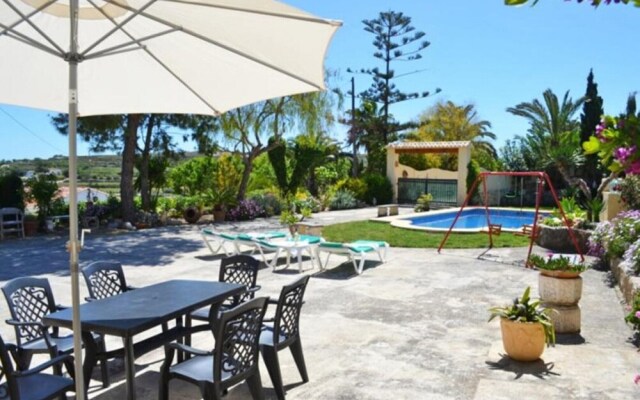 Villa - 3 Bedrooms with Pool - 104988