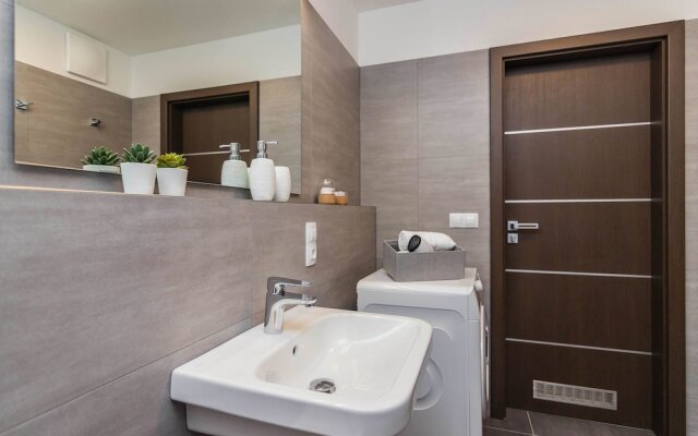 Prague Luxury APTs by Michal&Friends