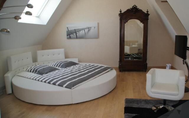 Chateau De Vaugrignon