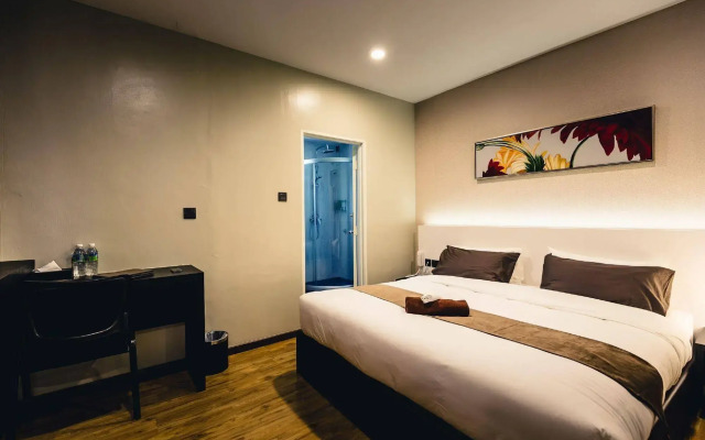 Golden Roof Hotel Taiping