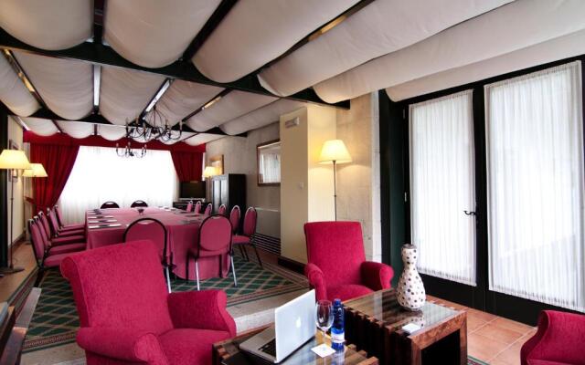 Hotel Virxe da Cerca by Pousadas de Compostela