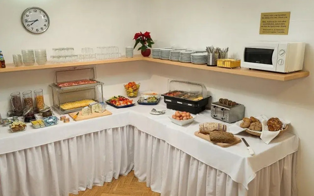 Hotel Meda - Art of Museum Kampa