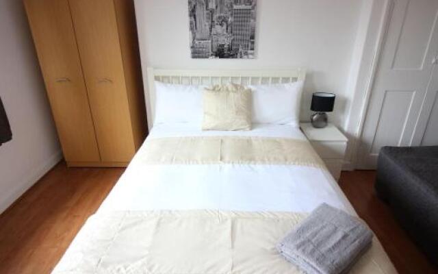 Guest Apartment Whitman