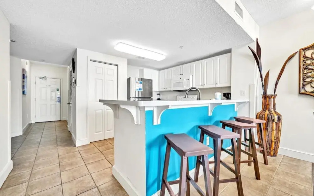 Majestic Beach Towers 1-1304
