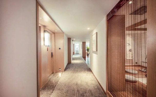 Qianna Qianxun Hotel