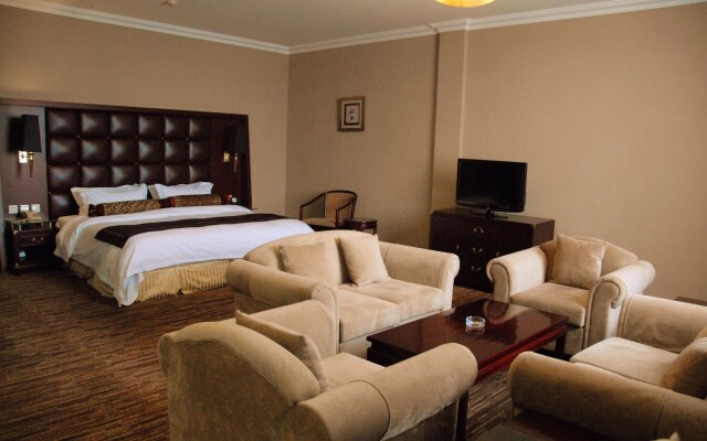 Jianguo Qianmen Hotel