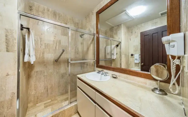 Wonderful 5BR Villa w Jacuzzi at Ingenio