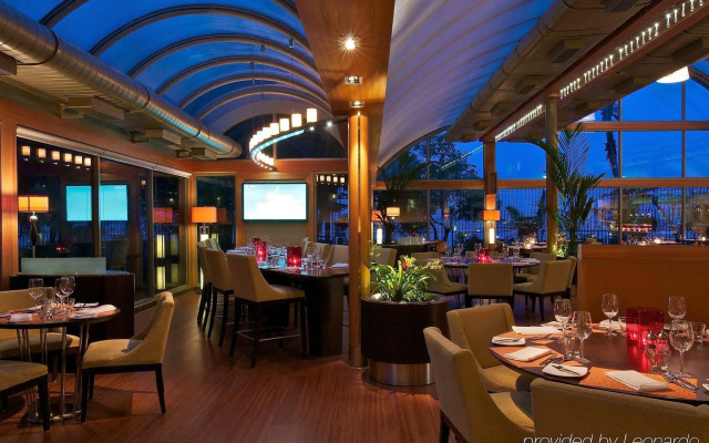 Vivanta Ernakulam, Marine Drive