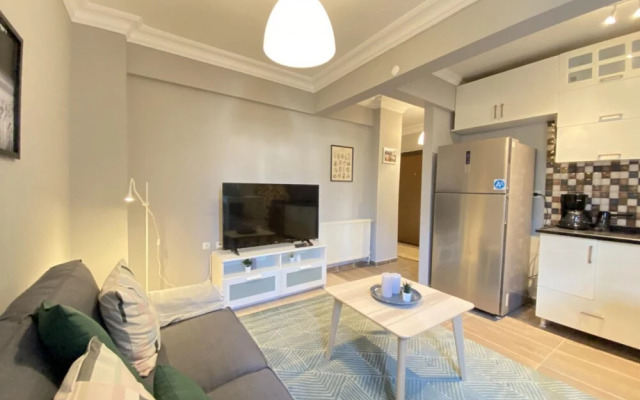 Lovely Flat with Central Location in Fatih