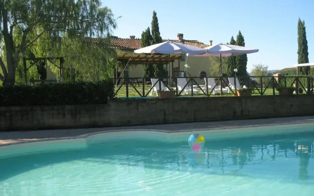 Apartment Between Pisa and Livorno