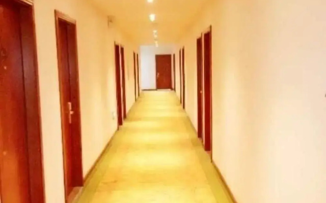 GreenTree Inn Yangzhou Jiangdu West Changjiang Road Liberty Park Business Hotel