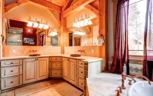 Marksberry by RedAwning