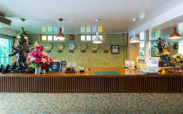 Samsensam Place Hotel