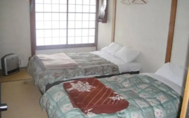 Wind Jacket Lodge