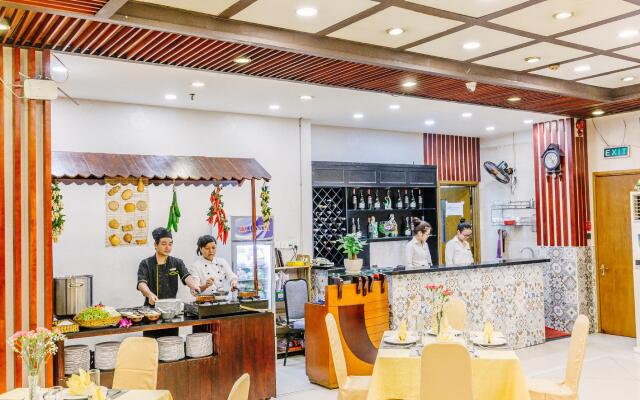Viet Lotus Saigon Hotel