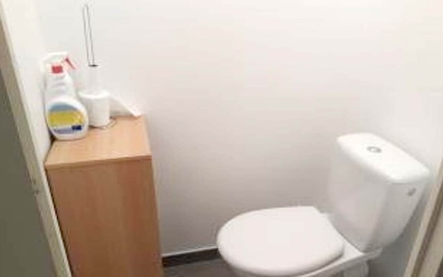 Apartment With one Bedroom in Nangis, With Wifi