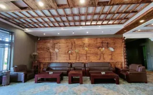Qianhe Hotel