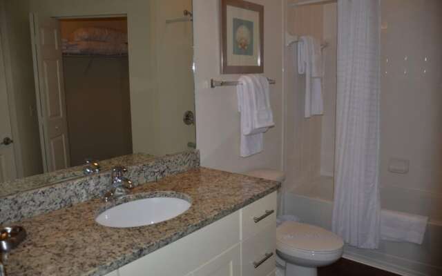 Lucaya 4 Bedrooms 3 Baths Townhome!