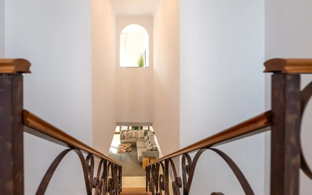 All About Casa Munich Elviria