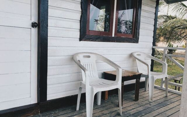 Tim's Seaside Hideout Resort