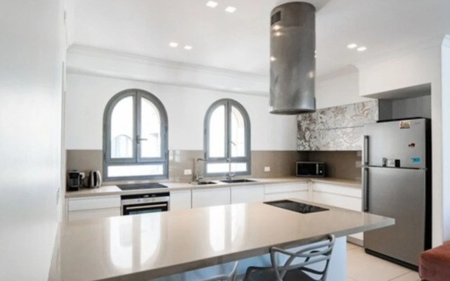 The Haneviim Suites