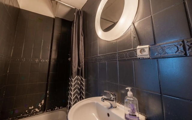 Albert gare du Midi , 29