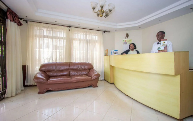 Tiptone Hotel