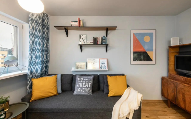 Spacious Flat for 6 at Wolska 15