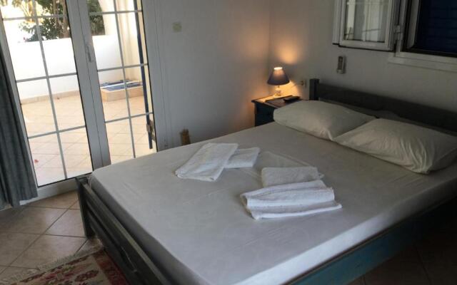 Petros Studios Kythera